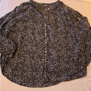 Old Navy Black and White Button-Front Women's Shirt